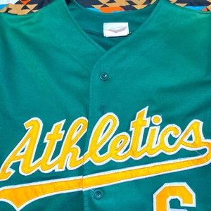 Size large jersey baseball